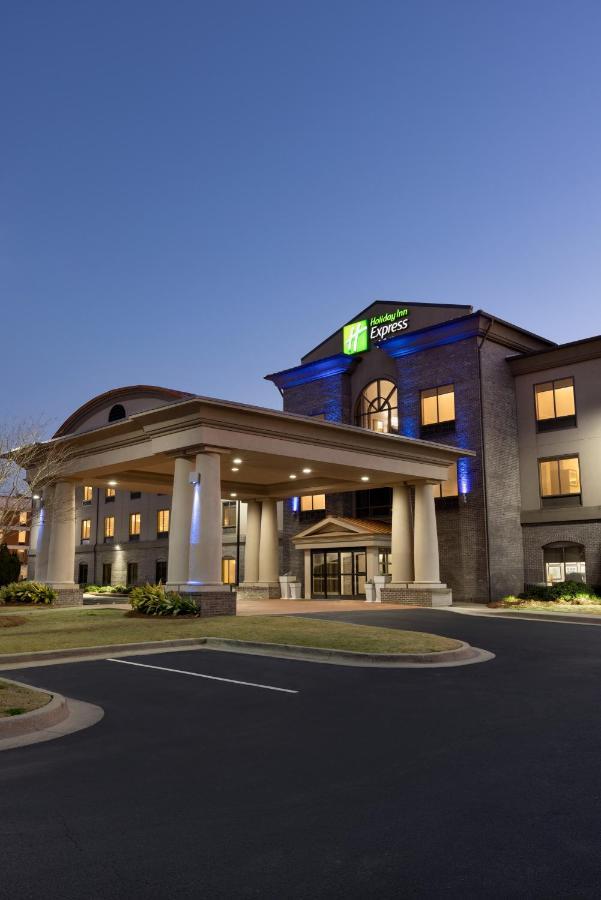 Holiday Inn Express Hotel & Suites Opelika Auburn By Ihg Екстериор снимка