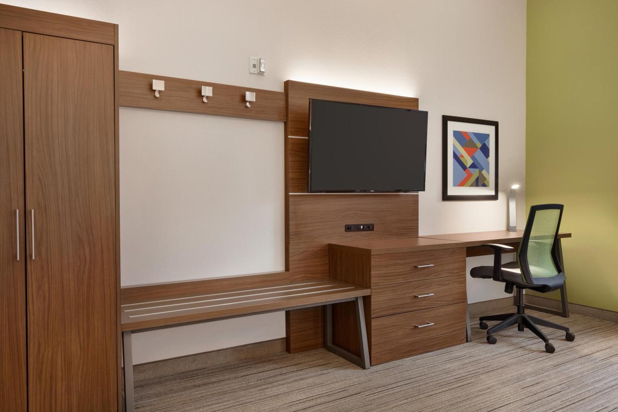 Holiday Inn Express Hotel & Suites Opelika Auburn By Ihg Екстериор снимка