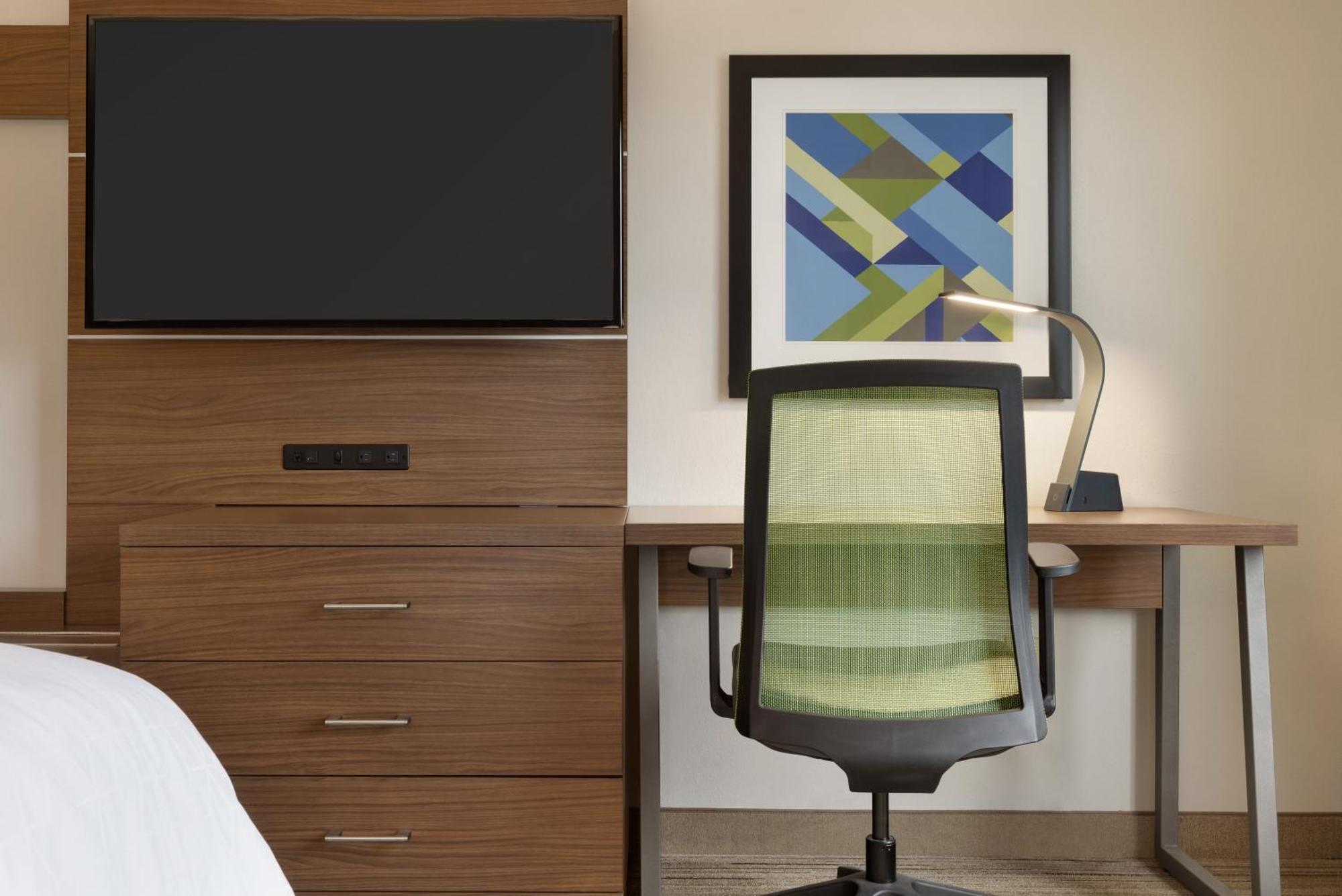 Holiday Inn Express Hotel & Suites Opelika Auburn By Ihg Екстериор снимка