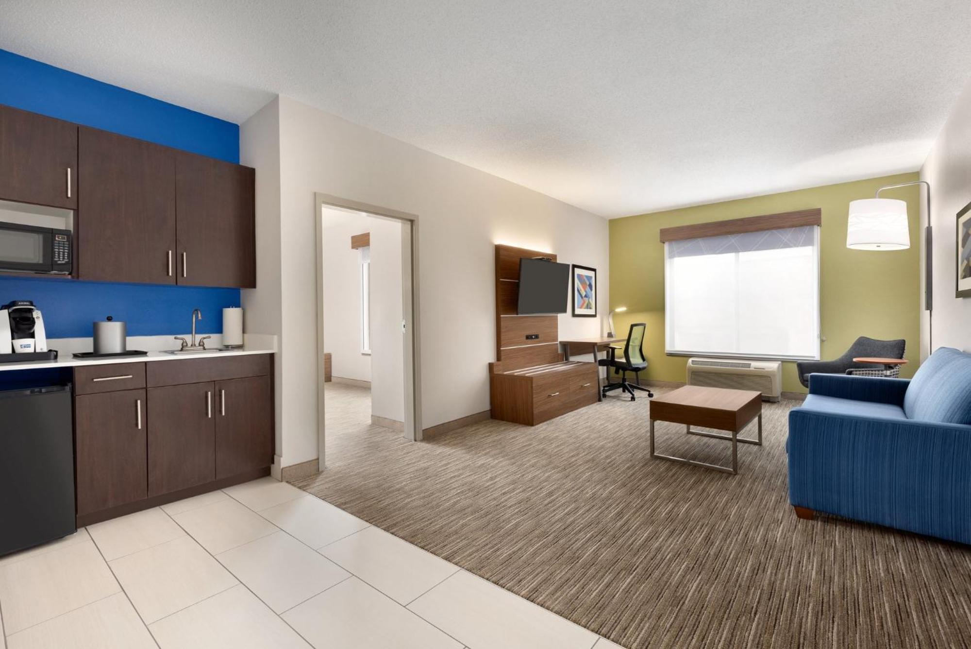 Holiday Inn Express Hotel & Suites Opelika Auburn By Ihg Екстериор снимка