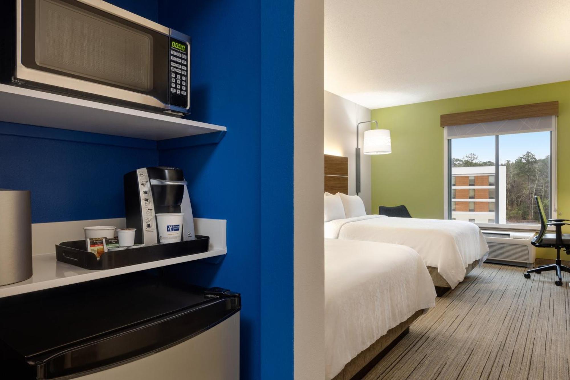 Holiday Inn Express Hotel & Suites Opelika Auburn By Ihg Екстериор снимка