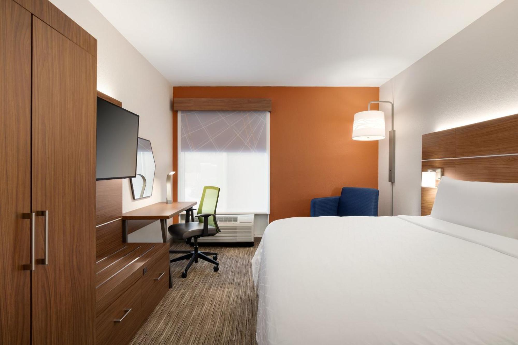 Holiday Inn Express Hotel & Suites Opelika Auburn By Ihg Екстериор снимка