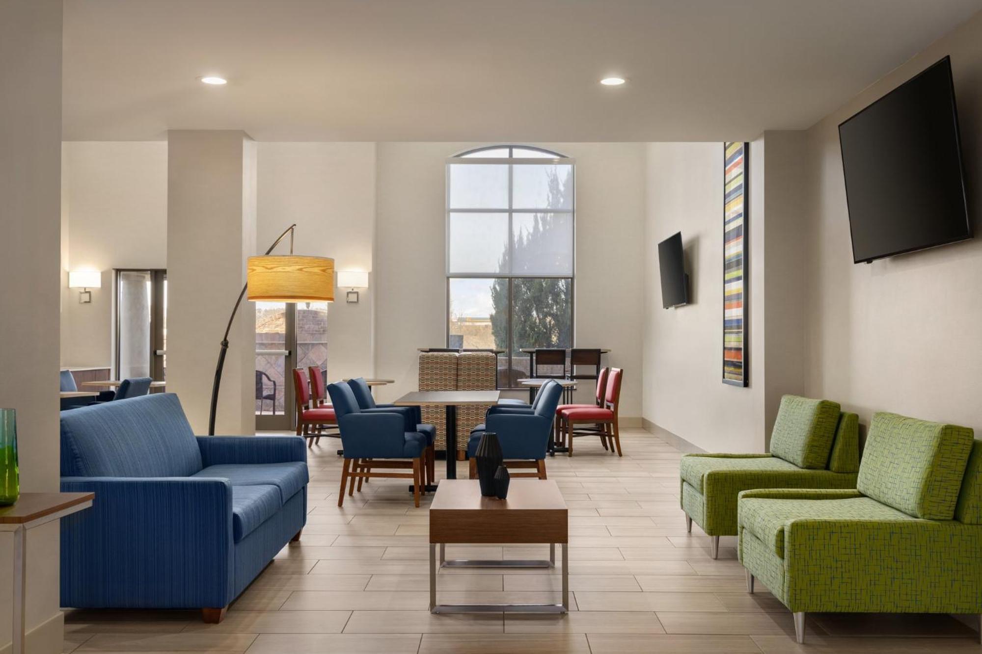 Holiday Inn Express Hotel & Suites Opelika Auburn By Ihg Екстериор снимка